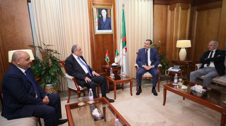 الاستفادة من التجربة الأردنية الرائدة في صناعة الفوسفات
