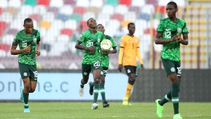 نيجيريا يقلب الطاولة ويضمن التأهل إلى ربع النهائي
