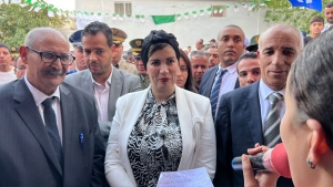 وزيرة الثقافة والفنون صورية مولوجي