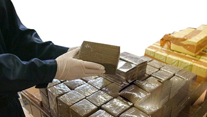 "إسكوبار الصحراء" تهدّد مملكة المخدرات بالانهيار