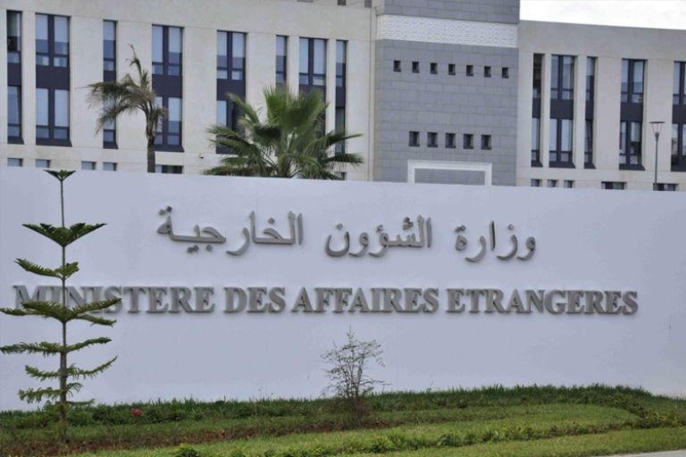 الجزائر تستهجن نفاق الرباط
