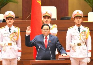 الوزير الأول الفيتنامي فام منه شنه