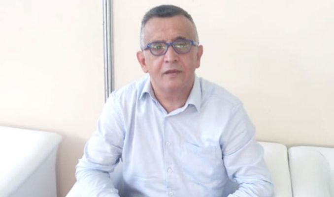 أدعو إلى تحقيق التوافق بين الكتابين الورقيّ والرقميّ