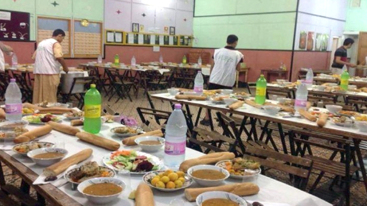 سبعة مطاعم رحمة وبرامج تضامنية واسعة خلال رمضان