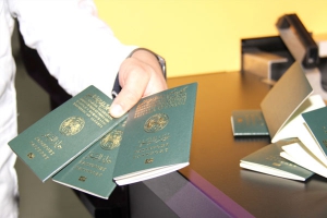 تمديد إجراءات الدخول إلى الجزائر ببطاقة التعريف إلى غاية 31 أكتوبر
