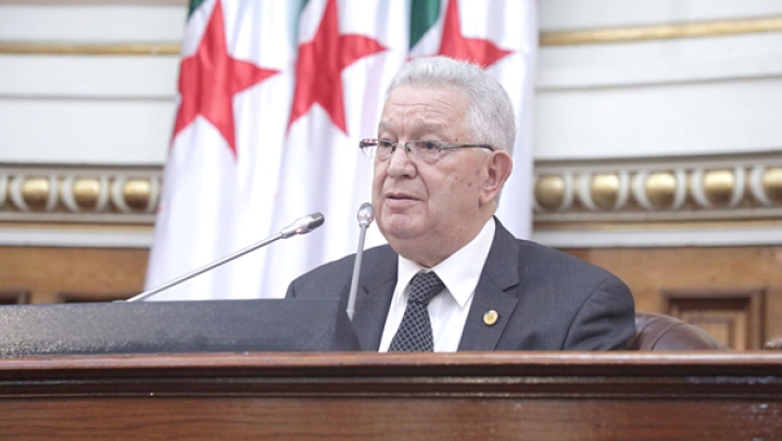 ناصري يشيد بدور المحافظة السامية للأمازيغية