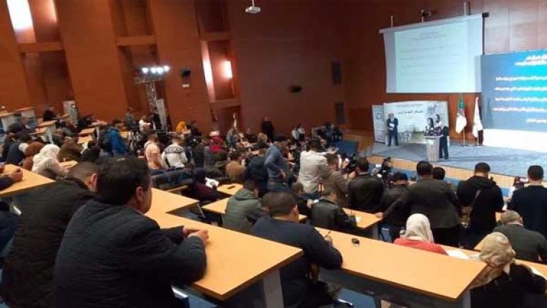 التزام بتنوير الشعب وتكريس حرية خياره