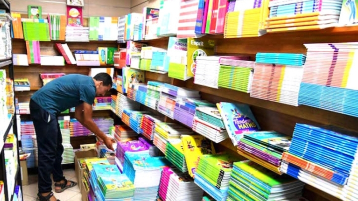 تخصيص 46 نقطة لبيع الكتاب المدرسي بقسنطينة