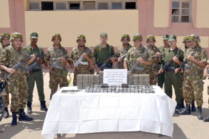 الجيش يوقف تاجري مخدرات ويحجز 39 كلغ من الكيف