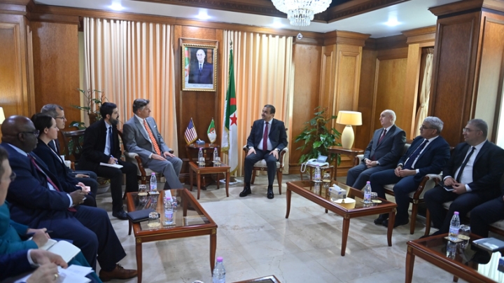 توسيع مجالات التعاون للصناعة التحويلية والتكنولوجيات الحديثة