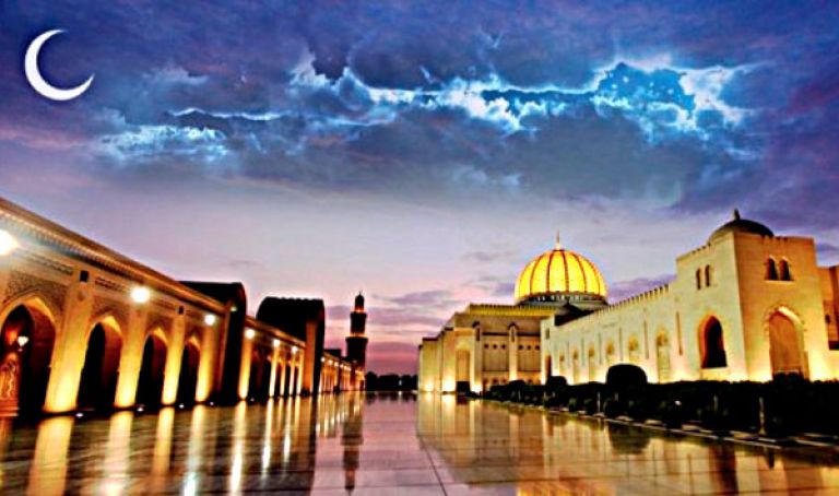 غرة محرم السبت فلكيا والأحد رصديا