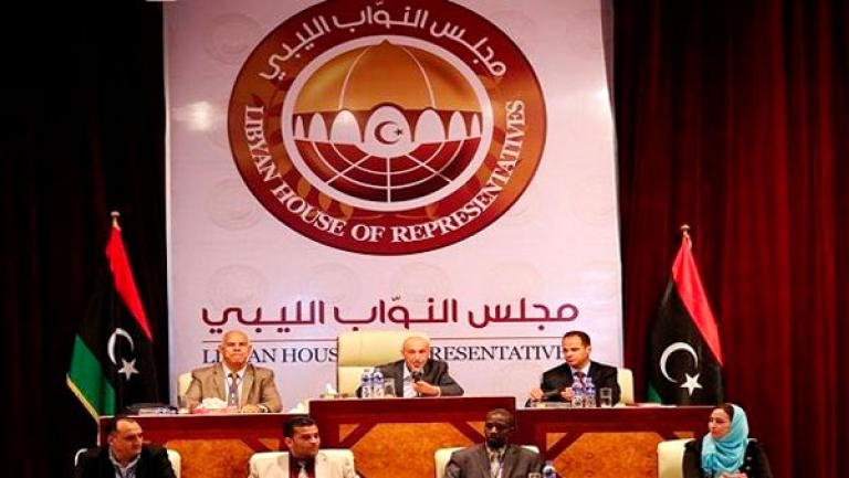 برلمان طبرق يمسك العصا من الوسط