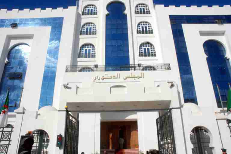 مطابقة النظام الداخلي لمجلس الأمة مع الدستور