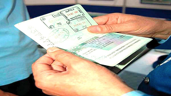 تسهيلات للجزائريين للحصول على التأشيرة المصرية
