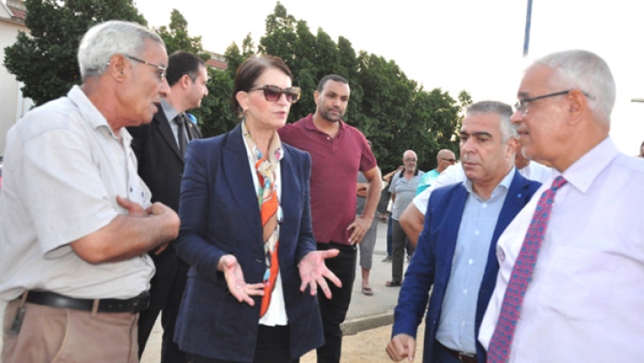 والي سكيكدة تتوعد المتقاعسين