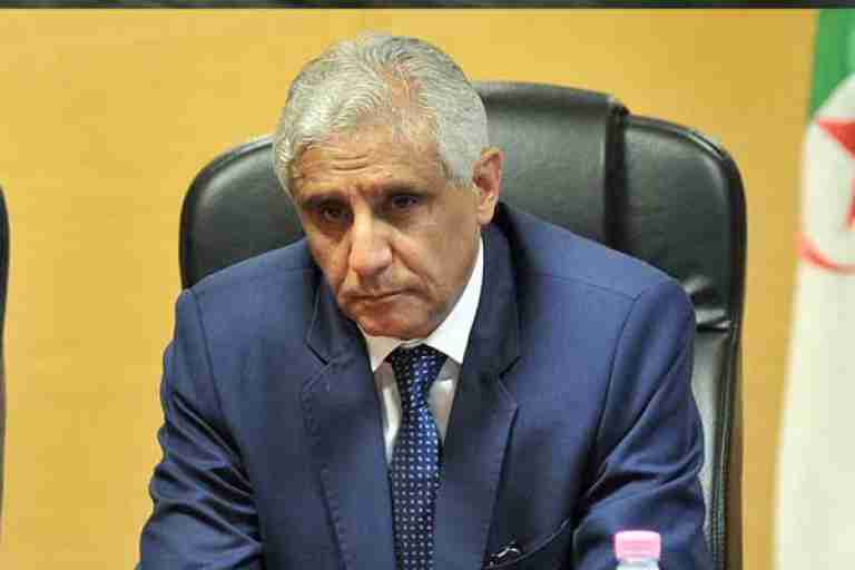 وزير التجارة يشدد على التصدير وتخفيض الواردات