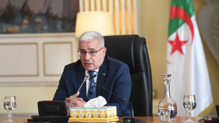 بوغالي  يهنّئ الطلبة بالدخول الجامعي الجديد