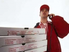 إلغاء الضريبة على &quot;بقشيش&quot; توصيل البيتزا