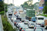 شيعلي يلح على تقليص آجال الإنجاز