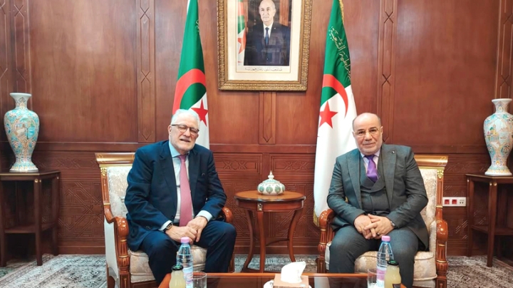 بلمـهدي يستقـبل عميد مسجد باريس الكبير