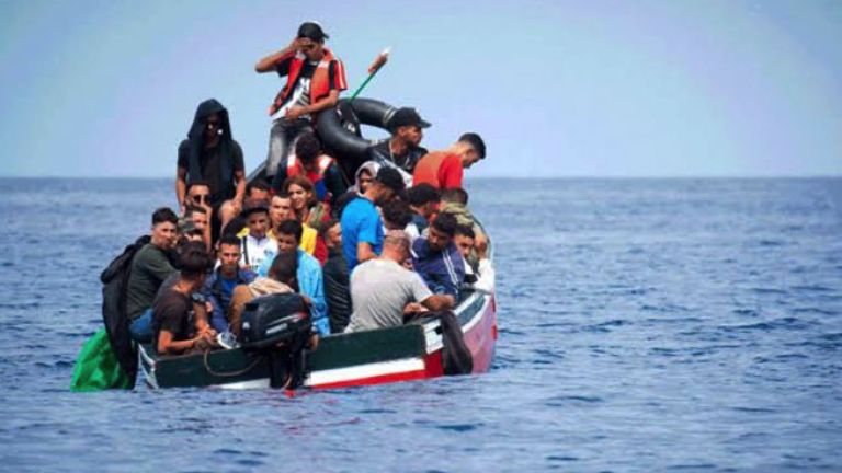 توقيف عصابة مختصة في الهجرة غير الشرعية عبر البحر
