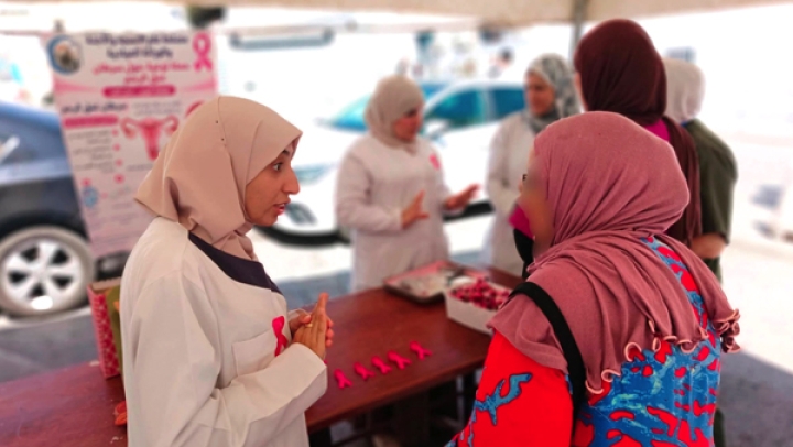 السقوط وسرطان عنق الرحم تحت المجهر