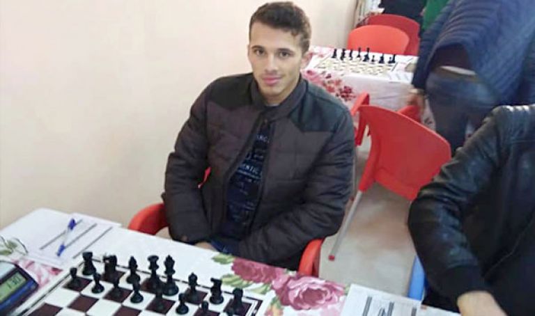 الجزائر تعوّل على بلحسن وتونس على زايبي