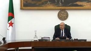 السيد عبد المجيد تبون، رئيس الجمهورية، القائد الأعلى للقوات المسلحة، وزير الدفاع الوطني