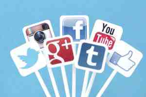تأثير مواقع التواصل الاجتماعي  على منظومة القيم في المجتمع