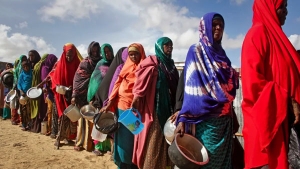 المجاعة تتهدد نصف تعداد الشعب الصومالي