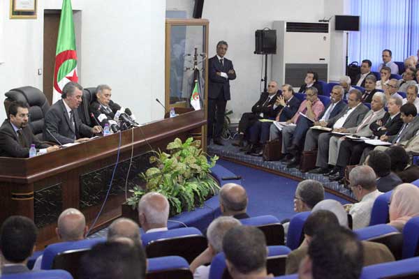 تعليمات لتقليص آجال تسليم معادلة الشهادات إلى أسبوع