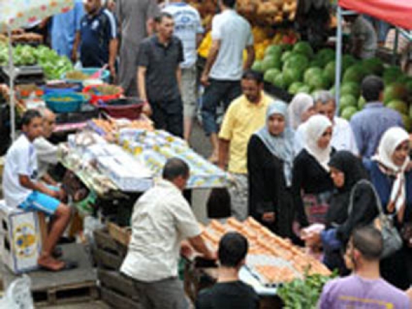 الإقبال الزائد يلهب الأسعار بالأسواق