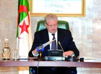رئيس الجمهورية يعين سلال وزيرا أول