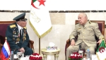 السيد الفريق أول السعيد شنقريحة، رئيس أركان الجيش الوطني الشعبي-العقيد المتقاعد أندري بافيلينكو، النقاب نازع الألغام السوفييتي