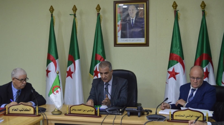 تأكيد على إنهاء مختلف البرامج في آجالها