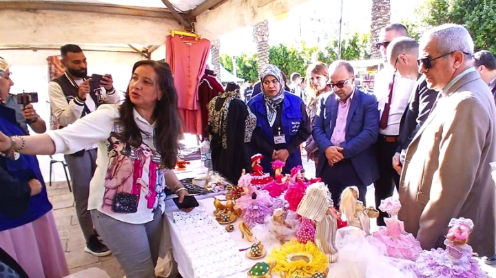 إقبال لافت على معرض الصناعات التقليدية
