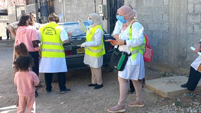 فحوصات للكشف عن الأمراض المزمنة وتقديم اللقاح