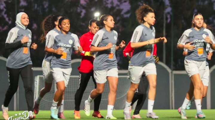 المنتخب الوطني يستأنف تحضيراته لمباراة الإياب أمام الكاميرون