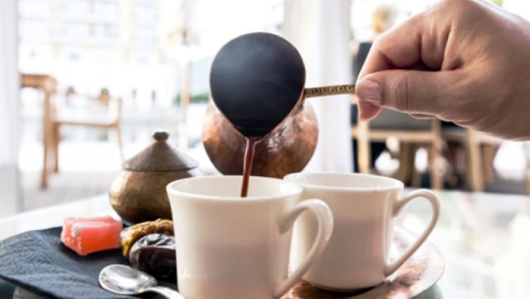 القهوة والشاي يهدّدان الصحة العمومية