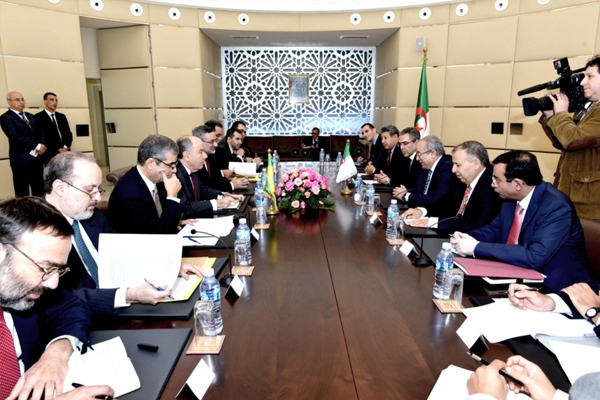 توطيد العلاقات الاقتصادية والسياسية