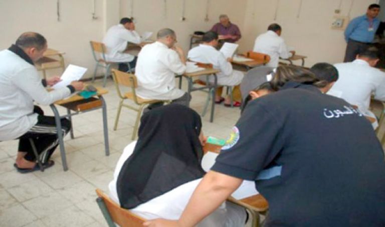 رئيس الجمهورية يقرر تخفيف العقوبات لفئات من السجناء