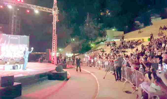 تأخر انطلاق توسعة مسرح الهواء الطلق