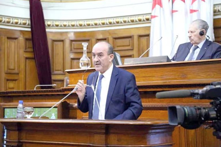 50 % من الأطفال المتسولين يُستغلون من طرف أمهاتهم