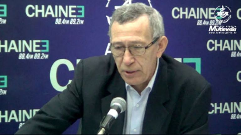 وزير الاتصال: القنوات التلفزيونية ستخضع للقانون الجزائري