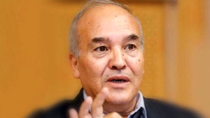 الخبير الطاقوي عبد الرحمان مبتول