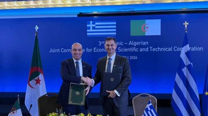 اتفاقيات تعاون في 5 مجالات وتعميق التشاور بين البلدين