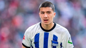 الدولي الجزائري الجديد، إبراهيم مازة