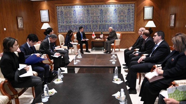 اتخاذ تدابير ملموسة للرفع من حجم المبادلات التجارية