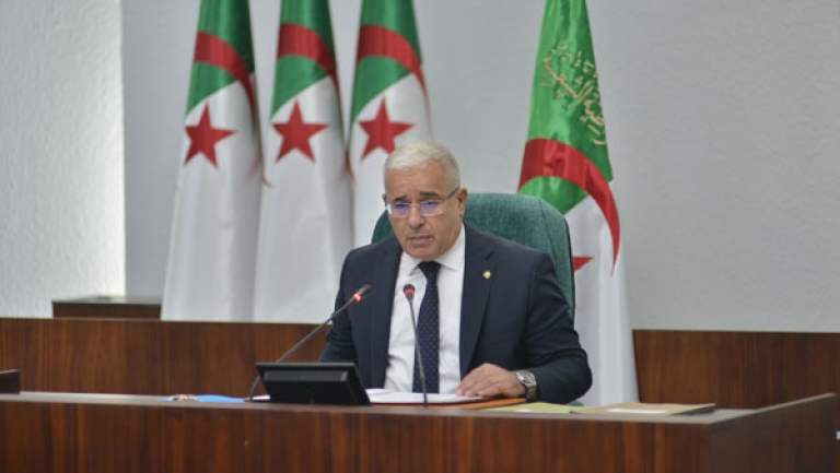 الجزائر ماضية في الممارسة الديمقراطية الحقة
