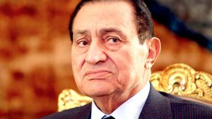 مصر تقيم جنازة رسمية لحسني مبارك